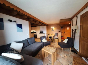Résidence Roselend - Grand 4 pièces offrant de belles surfaces situé dans une résidence au village du chantel ,proche des pistes et avec piscine MAE-9204